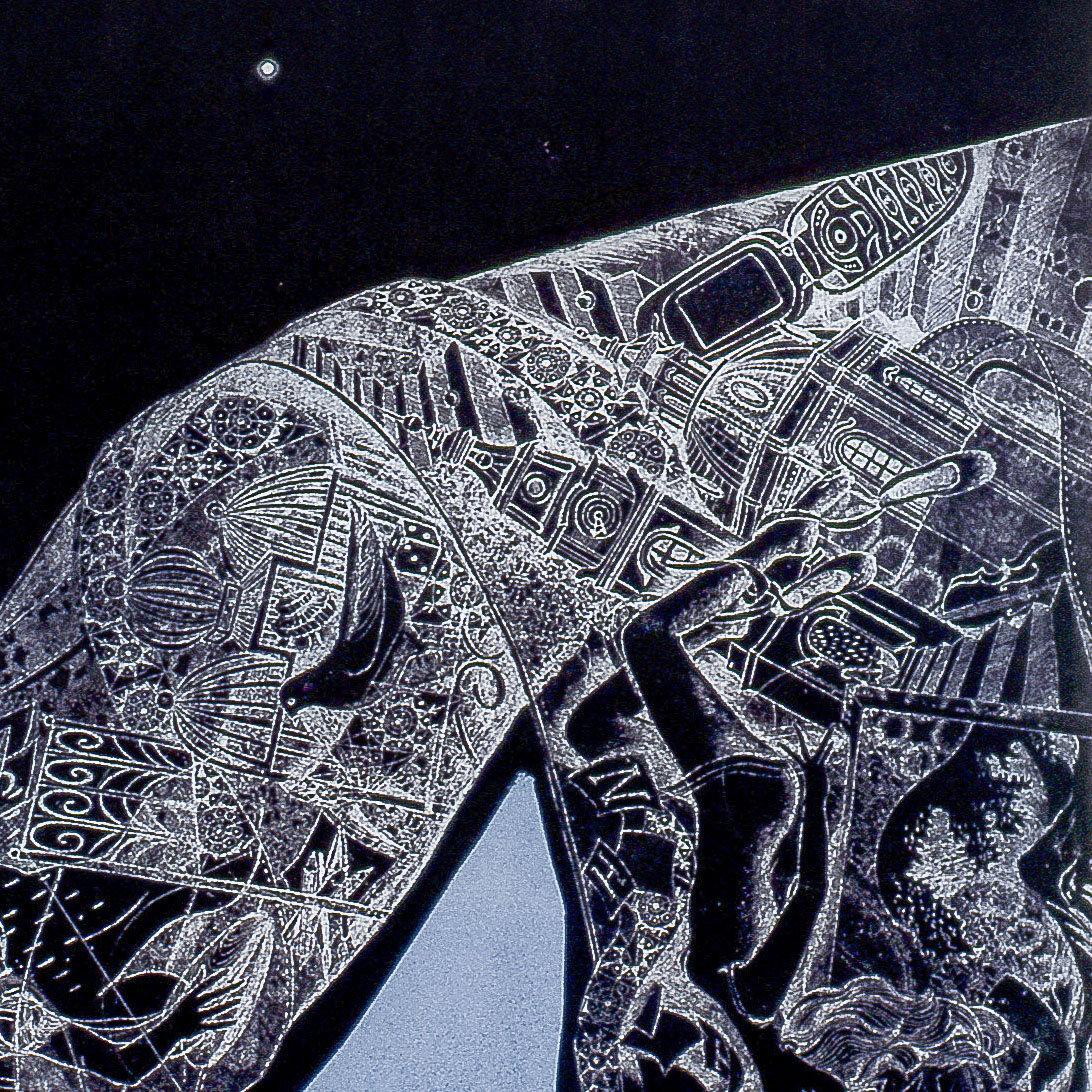 Noční moře — detail leptané linky vln